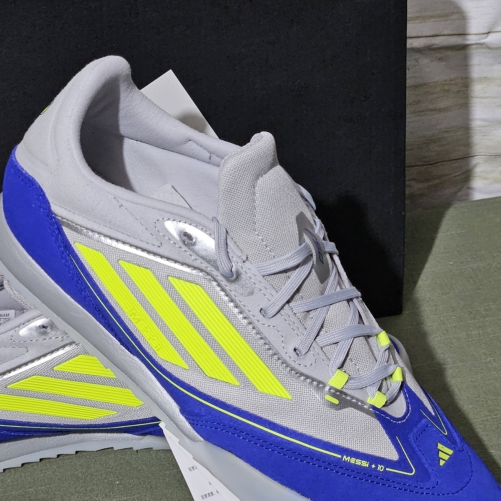 Adidas Men's Blue and Gray Sneakers - Picture 3 of 11